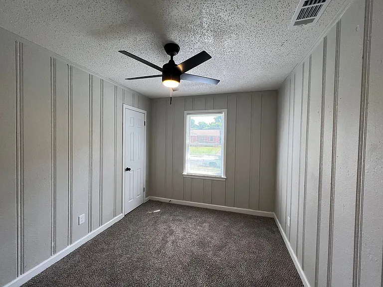 2809 Byrd Ave — Photo 10