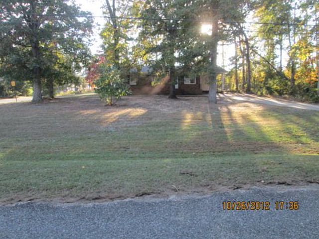 2nd image of 601 Soloman Dr
