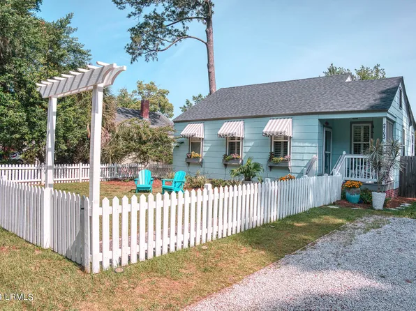 2705 Oaklawn St, Beaufort, SC 29902