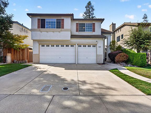 3rd image of 2349 Medallion Way