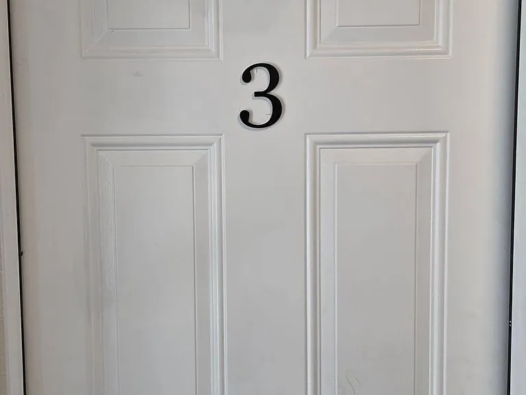 202 Luella Ct — Photo 5