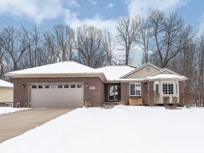 289 Crystal Ct, Howell, MI, 48843