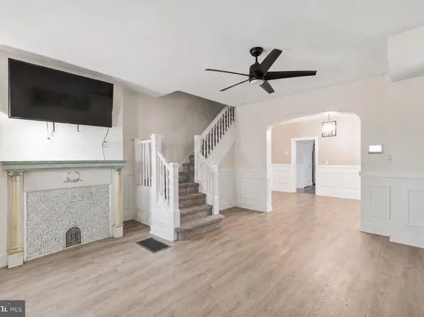 851 E Locust Ave, Philadelphia, PA 19138