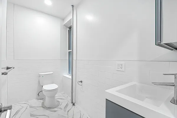 Rented by Freestone Property Group | media 12