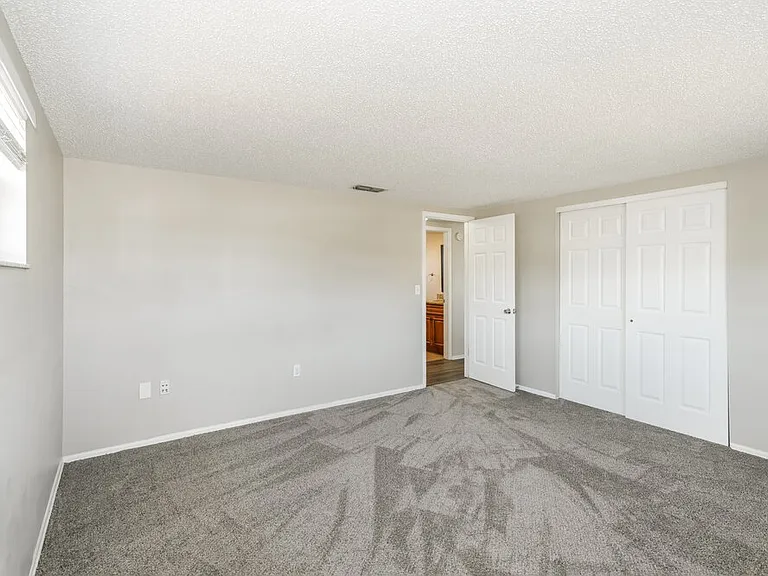 11610 Meadow Dr — Photo 11