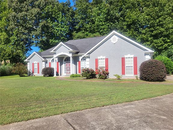 3rd image of 2415 Lismore Dr