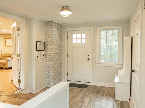 33 Village Brook Road, South Yarmouth, MA 02664