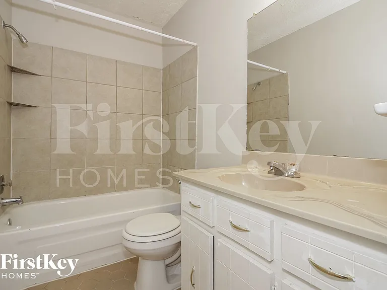 6861 Valley Park Dr — Photo 13