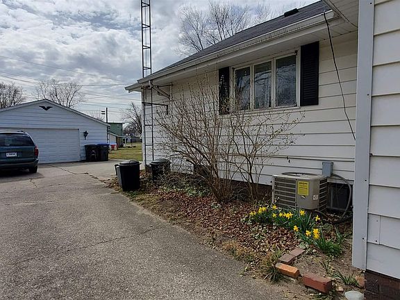 4th image of 1209 Bower St