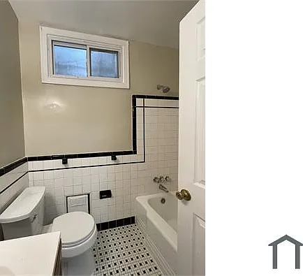 811 Barnaby St SE #104 — Photo 10