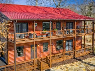 196 S Williamstown Rd, Mineral Bluff, GA 30559