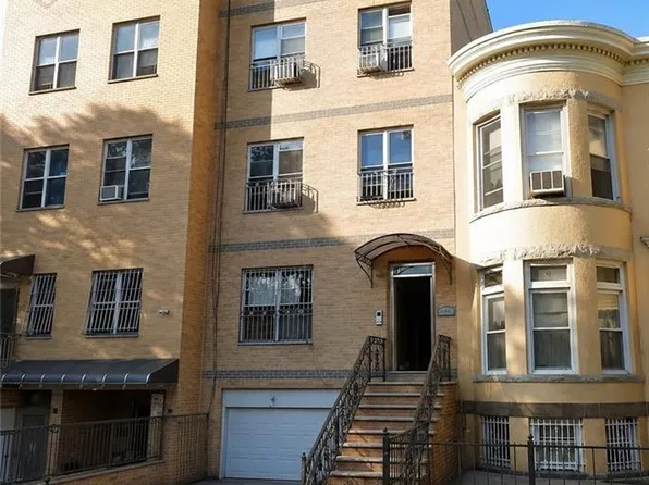 959 55th St, Brooklyn, NY 11219