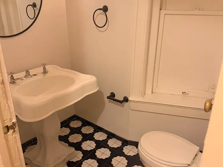 60 James St #1 — Photo 13