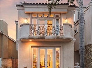 829 Frankfort Ave, Huntington Beach, CA 92648