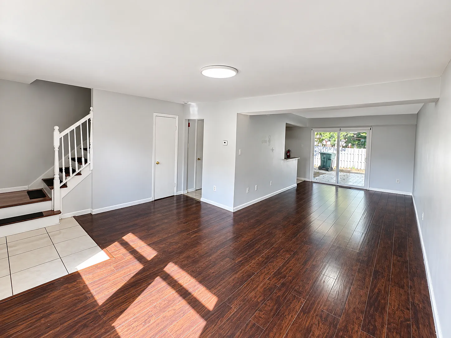 4 Richmond Place — Photo 2