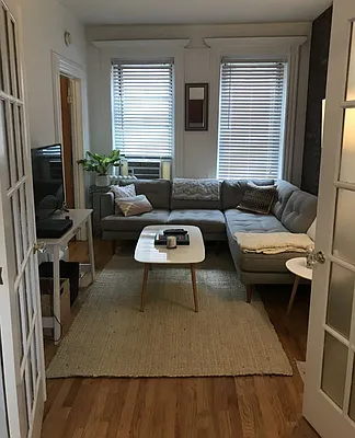 Rented by LJ Sloane Management | media 26