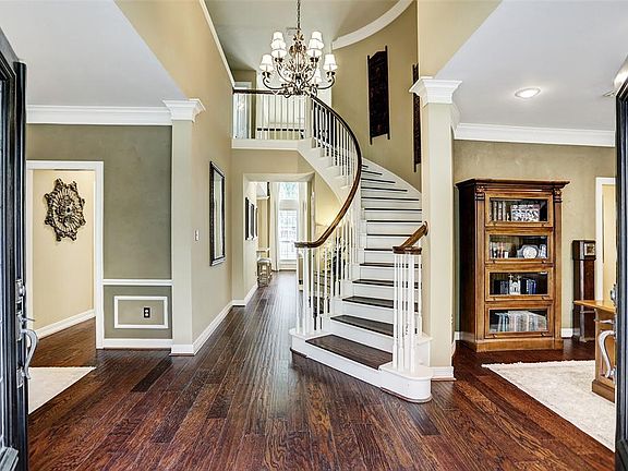 4th image of 7618 Stone Arbor Dr