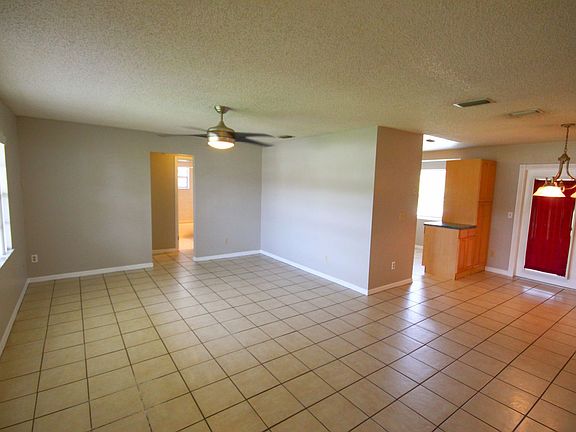 3rd image of 3171 Courtland Blvd