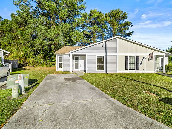 2nd image of 125 Village Cir