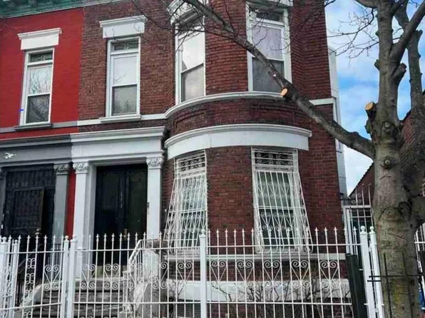 861 Manida Street, Bronx, NY 10474