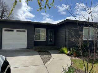 516 Hamilton Ave, Menlo Park, CA 94025