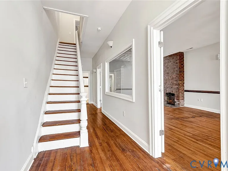 712 N 24th St — Photo 9