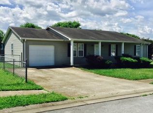 320 Easton Cir, Bowling Green, KY 42101
