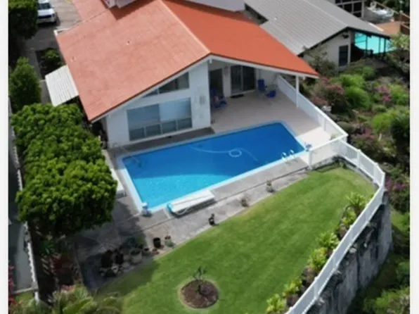 1728 Kumakani Loop, Honolulu, HI 96821
