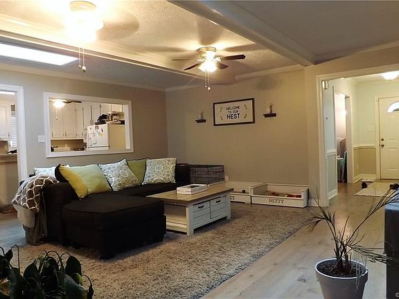 5th image of 3103 Warren Ct