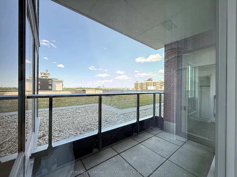 4010 Eglinton Ave W #920 — Photo 6