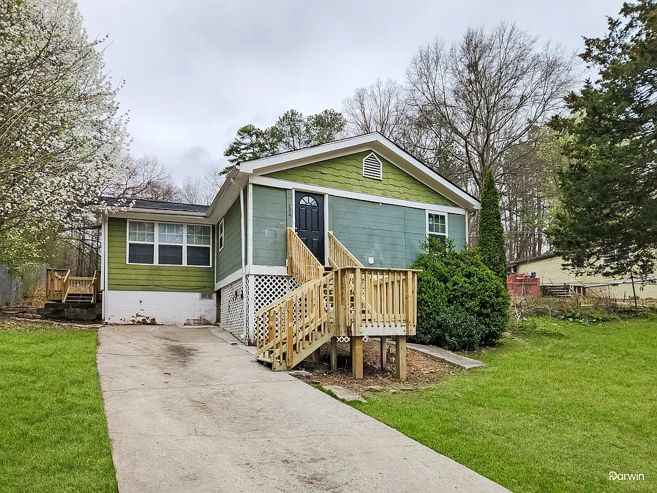 206 Harwell Rd NW