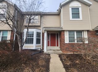 1275 Dell Ridge Ct, Saint Charles, MO 63303