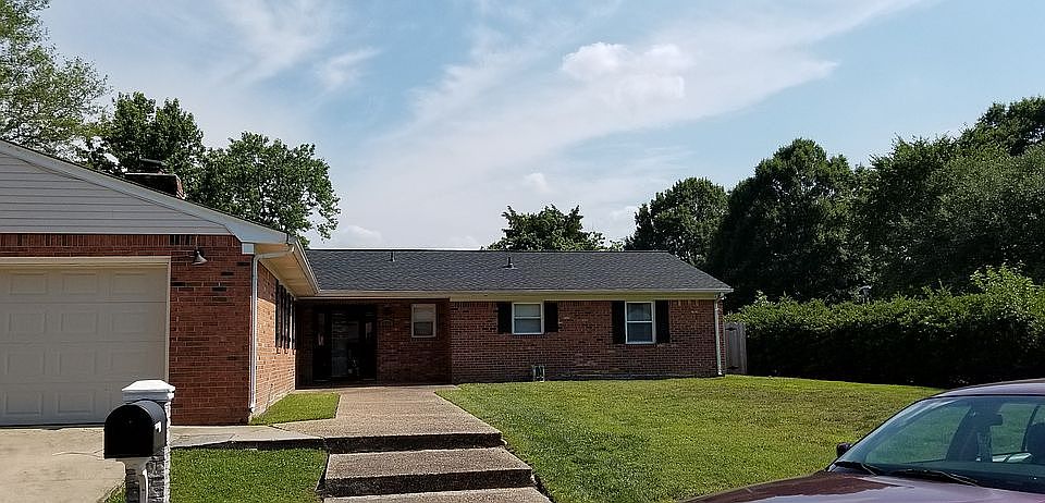 2nd image of 3776 Summer Pl