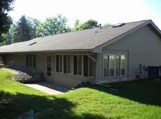 602 Kemp Ct, Gladwin, MI 48624