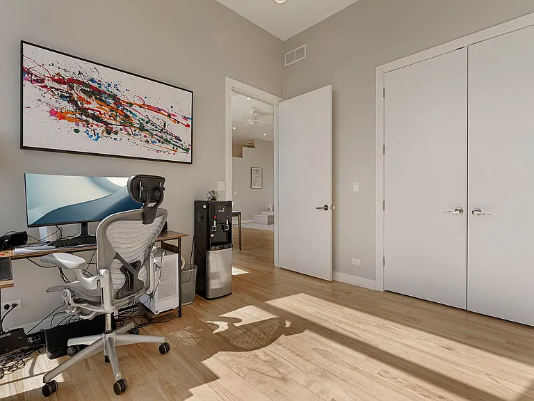 2408 W Rice St #403 — Photo 5