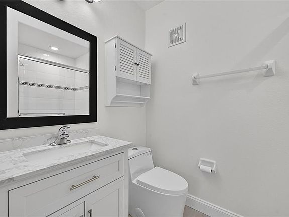 5th image of 4740 Anson Ln