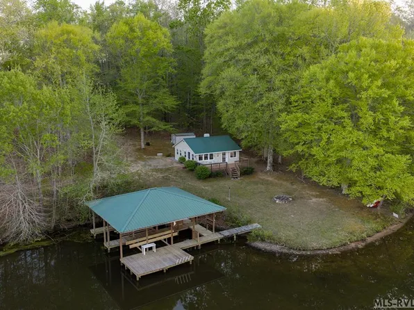 745 Lake Gaston Dr, Gasburg, VA 23857