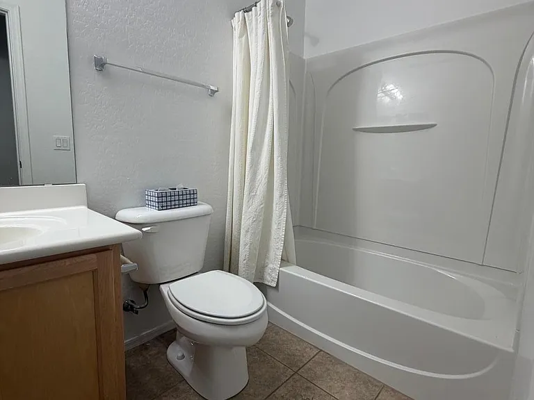 6334 S Blake St — Photo 11