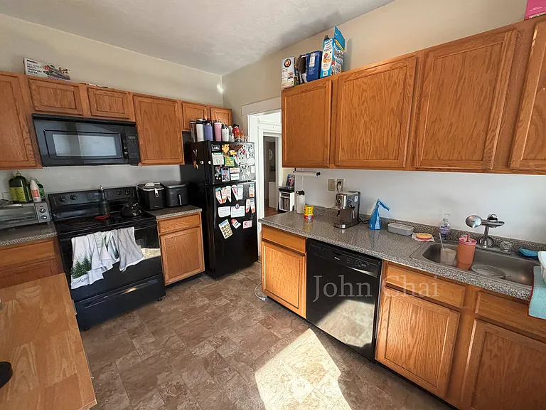 15 Gardner St #3 — Photo 7