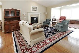 4th image of 5418 Penrose Ln