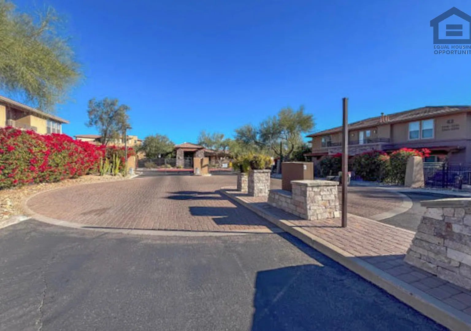 3Bed/2Bath Ground Floor Condo at 76th St/Thomas Peak! Gated Community! Venu at Grayhawk! — Photo 4