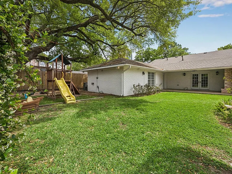 5210 Meadow Lake Ln — Photo 27