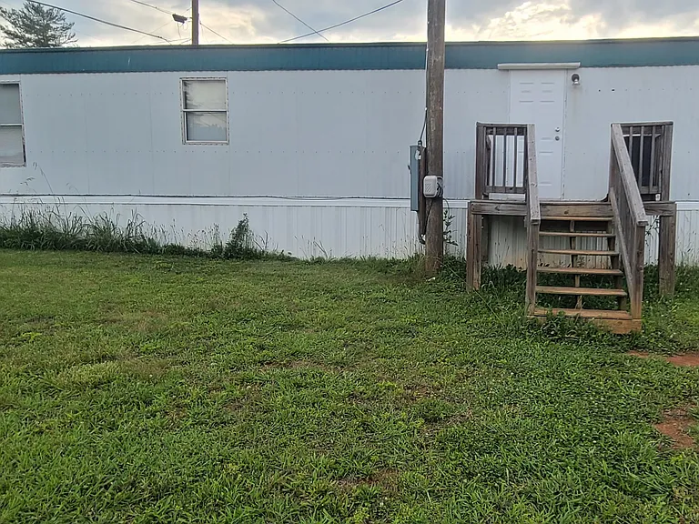 Tanyard Rd — Photo 11