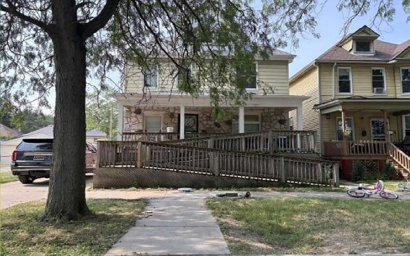 1st image of 273 Englewood St