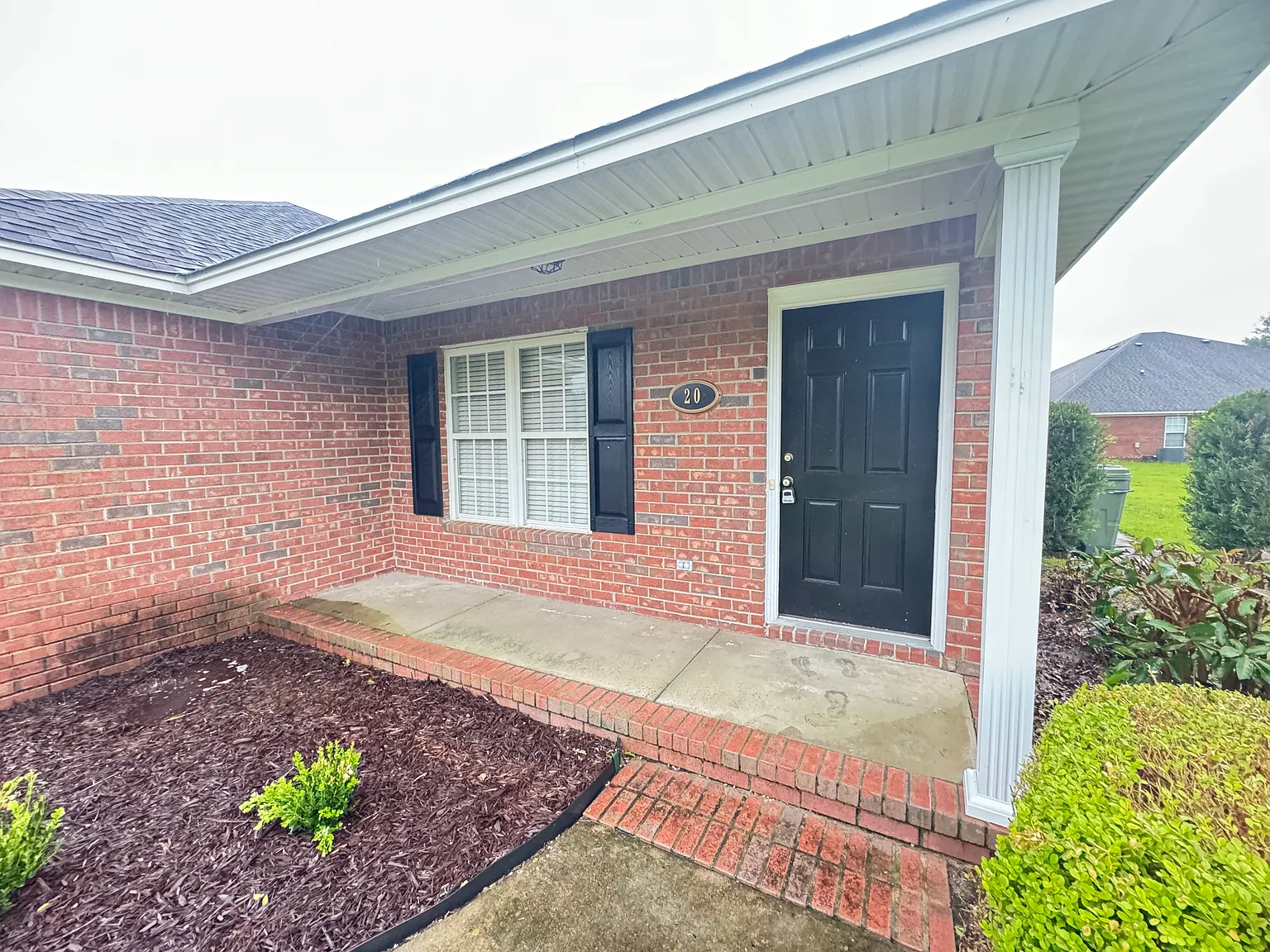 3 bed, 1206 sqft, $1,450 — Photo 3