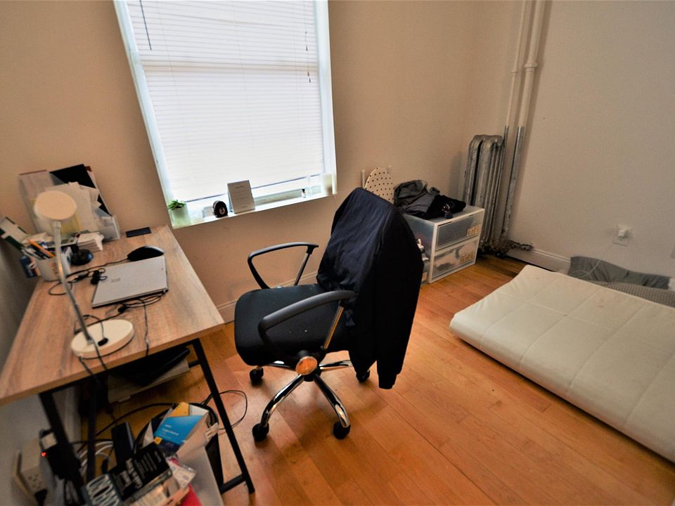 2nd image of 68 Westland Ave #1234