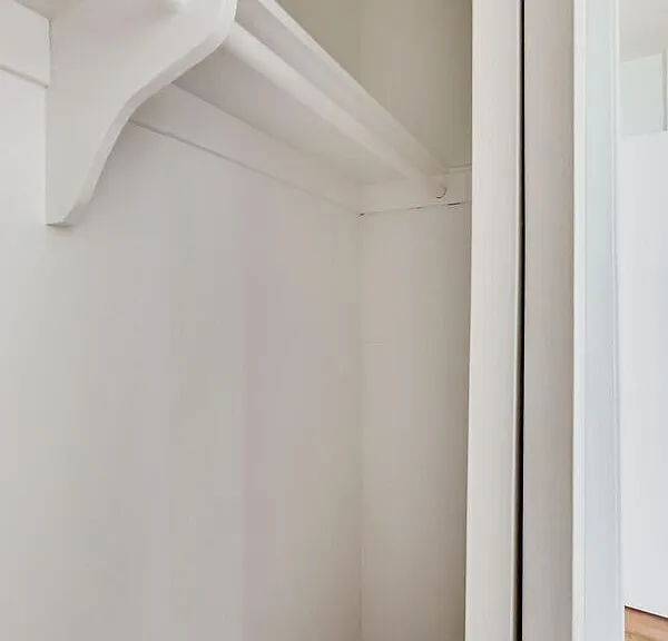 329 Lester Ave #3 — Photo 9