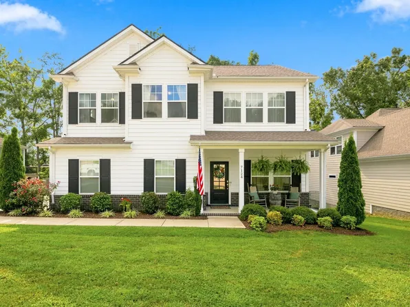 7124 Pepper Tree Cir, Fairview, TN 37062