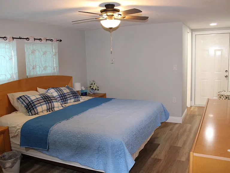 1925 Speck Dr — Photo 30