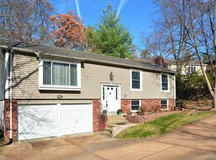 515 Bitterfield Dr, Ballwin, MO